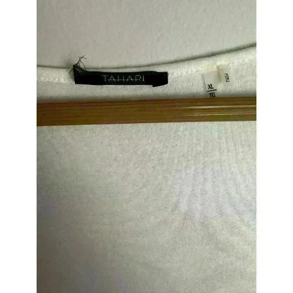 NWT Tahari Knit Jersey Sleeveless Tank Top With Ruffle Antique White Size XL New - Picture 3 of 7